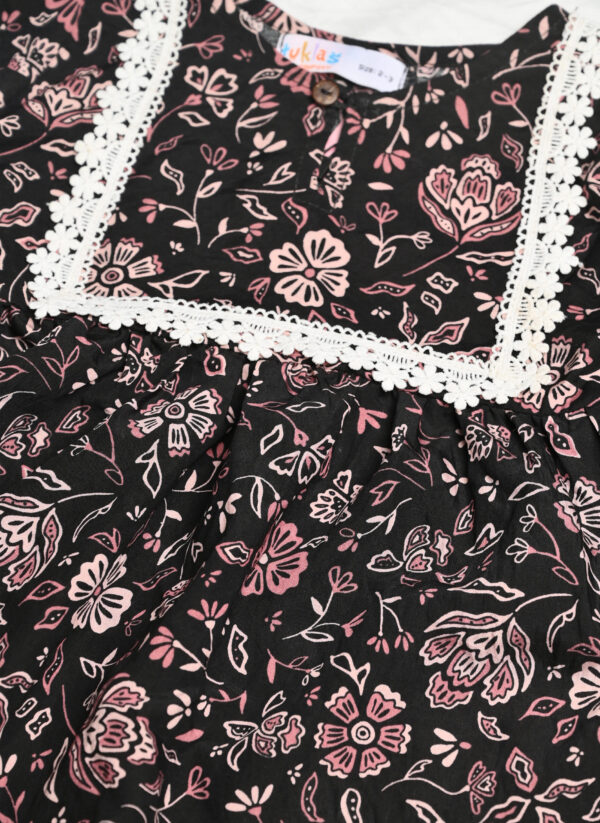 Girls dress