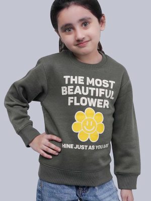 SELF LOVE GRAPHIC SWEATSHIRT.