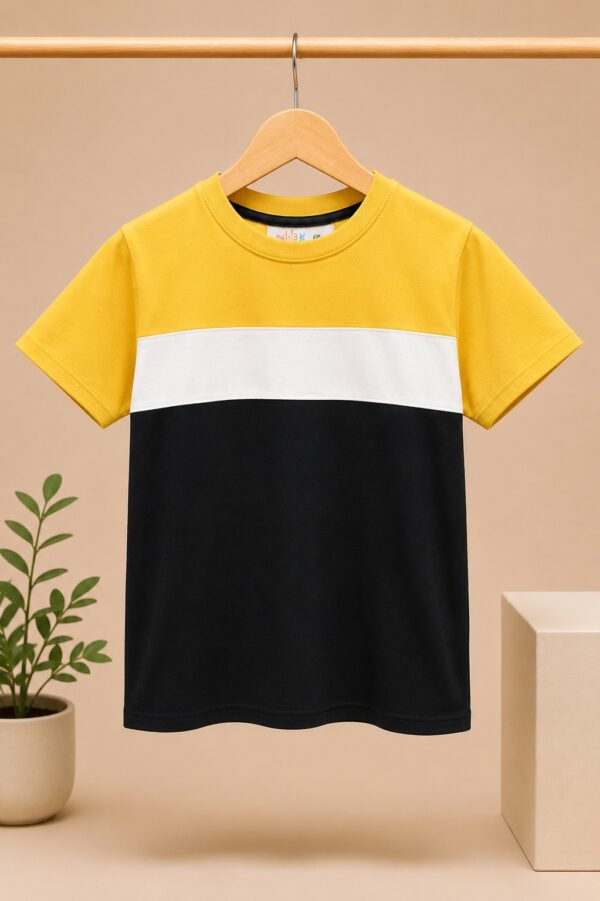 Contract panel t-shirt